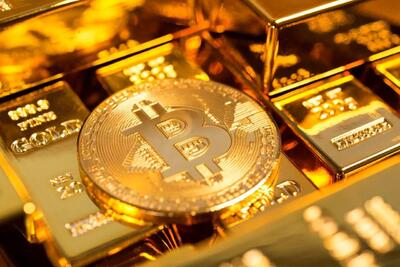 بیتکوین زیر فشار جدید؛ چرا ثابت ماندن نرخ بهره زنگ خطر شد؟