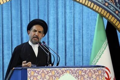 خطیب جمعه تهران: آتش سلاح آمریکا و اسرائیل با آتش موشکها و پهپادهای ایران خاموش میشود