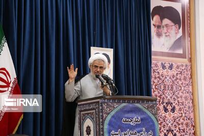 امام جمعه بندرعباس: مدیران شیوه مدیریت جهادی دوران جنگ را همیشگی کنند