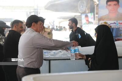  فیلم| فرمانده سپاه ایلام: خدمات‌رسانی در مرز مهران تا بازگشت آخرین زائر ادامه دارد