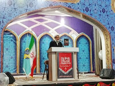  امام جمعه موقت کاشان: آمریکا در باتلاق خودساخته فرو رفته است