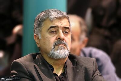 شریفی، معاون پژوهشکده امام خمینی(س): دشمنان داخل و خارج همداستان شدند که ابربحرانهای جدیدی را به دولت چهاردهم تقدیم کنند/ دولت مانع تبدیل شدن شوک امنیتی به شوک معیشتی شد