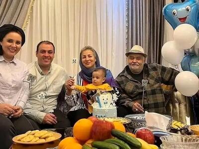 همخوانی دردناک همسر و دختر اکبر عبدی با محمد اصفهانی/ ویدئو