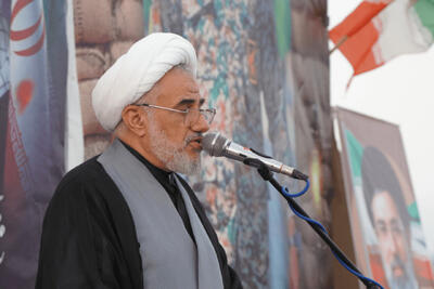  امام جمعه بندرعباس: مدیران شیوه مدیریت جهادی دوران جنگ را همیشگی کنند