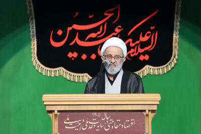  نماز جمعه قرارگاه فرهنگی، سیاسی و محور وحدت امت اسلامی است