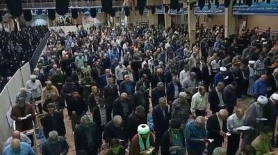  اقامه نماز استغاثه به ساحت مقدس امام زمان(عج) در حسینیه شهدای اراک