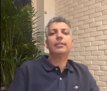  ویدیو| توضیح مفصل عادل فردوسی‌پور درباره ماجرای دست‌بوسی وزیر و حواشی پس از آن - پارس فوتبال