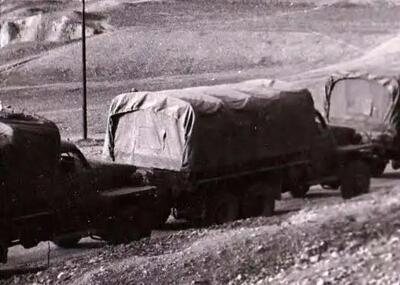 کاروان کامیونهای اشغالگران آمریکایی در ایران+عکس