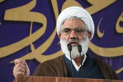  امام‌جمعه رفسنجان: دشمن از حضور مردم در تجمعات شبانه هراس دارد