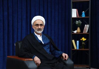 حجاب معاصرت مانع شناخت نوابغ حوزه است - تسنیم