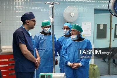  عیادت استاندار زنجان از مجروح حمله تروریستی آمریکا - تسنیم