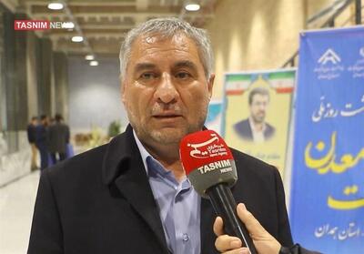  بروکراسی و سامانه‌های ناکارآمد، موانع اصلی پیش‌روی تولیدکنندگان همدانی - تسنیم