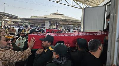  ورود پیکر مطهر شهدای حمله آمریکایی-سعودی به کشور