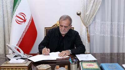 رئیسجمهور در پیامی درگذشت مادر شهیدان والامقام «آدمی» را تسلیت گفت