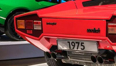  LP400 ؛ یکی از ۱۵۰ دستگاه تولیدی جهان (+عکس)