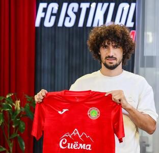  مدافع پرسپولیسی در استقلال!