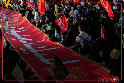  پرچم سرخ انتقام روی پیشانی مشایه اربعین
