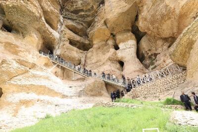  غار کرفتو؛ شاهکار معماری صخرهای ایران در دل کردستان