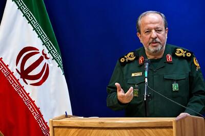 سرپرست وزارت دفاع: صنعت دفاعی باید سریعتر از نیاز میدان نبرد حرکت کند
