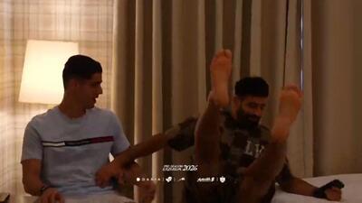 شکستن صندلی کنعانی زادگان حین مصاحبه با تیم رسانه ای پرسپولیس