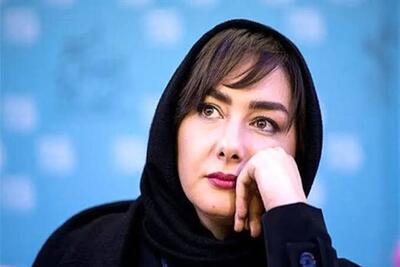  تصاویری جالب از هانیه توسلی در پشت صحنهِ یک فیلم در سال ۱۳۷۹