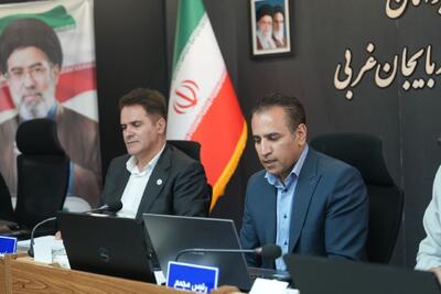 مدیرکل ورزش آذربایجان غربی: هیأت ورزشهای آبی استان از هیأتهای توانمند است