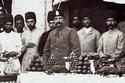  عکس/ حاجی اسمعیل، پسر ۱۴ ساله غول پیکر در عصر ناصرالدین‌شاه قاجار؛ سال ۱۲۷۳