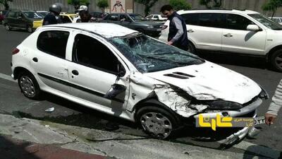 مرگ راننده جوان در تصادف مرگبار مگان با پژو 207 در بزرگراه استاد شهریار تبریز