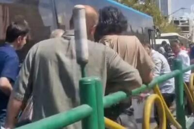  تصادف BRT با عابرپیاده؛ مرد ۴۰ ساله مصدوم شد