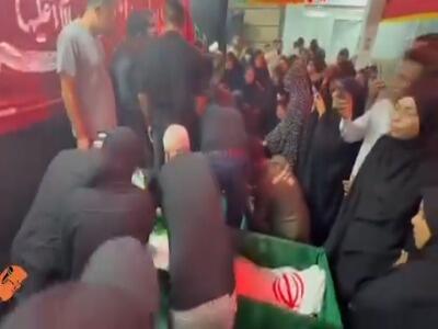 وداع جانسوز با پیکر مطهر شهدای قشم