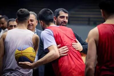  رئیس فدراسیون بسکتبال: برنامه آماده‌سازی تیم‌های ملی ادامه دارد/ بانوان آینده درخشانی دارند