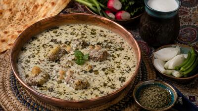  طرز تهیه آبگوشت دوغ دار محلی؛ غذای اصیل اراکی با طعمی متفاوت و فراموش نشدنی