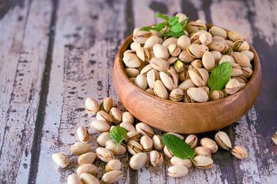  در مورد کالری و ارزش غذایی پسته بیشتر بدانید!