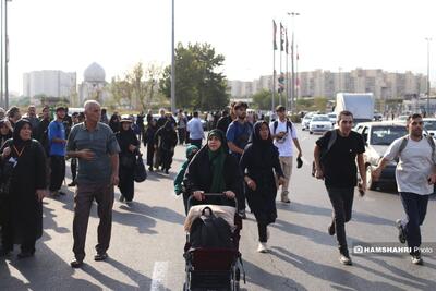 تصویر پیام جدید عراقیها برای زائران ایرانی: آسمانمان برای موشکهایتان و...