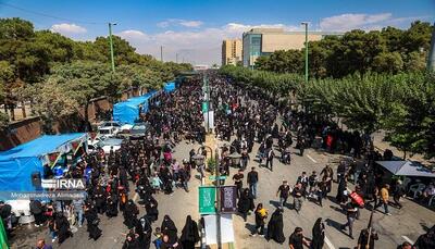  استقرار ۳۵۰۰ موکب در مسیر جاماندگان اربعین تهران