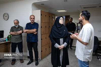 مهاجرانی: دولت به اجرای وعدههایش پایبند است/در سال ۱۴۰۴ یک روز آرام نداشتیم