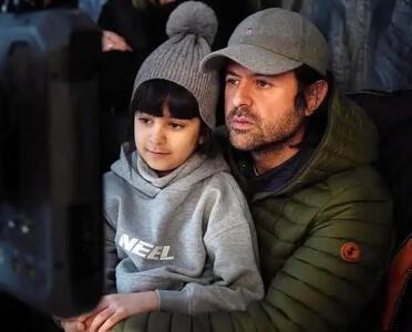 هومن سیدی: نگرانم دخترم را به مدرسه بفرستم! خودم فقط به دلیل اینکه خانواده ام خواستند تحصیل کردم!