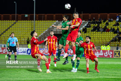  سه ورزشگاه آماده میزبانی لیگ برتر، استقلال وپرسپولیس درخواست نداده‌اند