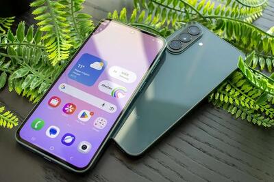 بررسی مشخصات و امکانات Galaxy A۳۷؛ آیا این گوشی رقیب پرچمدارها میشود؟ / گلکسی A۳۷ در برابر رقبا؛ خرید این میانرده سامسونگ منطقی است؟