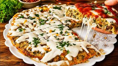 طرز تهیه پیتزا فوری تابه ای بدون نیاز به خمیر پیتزا : شام فوری و خوشمزه