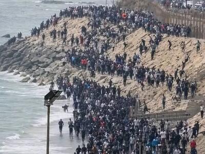 مراکش سکوتش را شکست؛ پشتپرده هجوم ۴۰ هزار مهاجر به اسپانیا