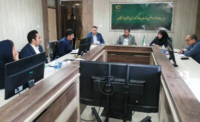 معاون استاندار هرمزگان: واگذاری اراضی، مسیر درآمد پایدار دهیاریهاست