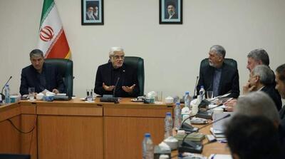 عارف: فرهنگ با بخشنامه و نگاه قیممآبانه اصلاح نمیشود - مردم سالاری آنلاین