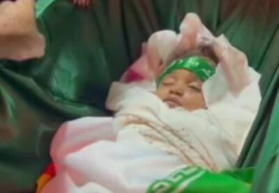  فیلم/ وداع دردناک خانواده شهید ۲ ساله هرمزگانی با پیکر مطهر