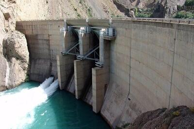 سخنگوی صنعت آب: نیروگاههای برقآبی فراتر از انتظار به پایداری شبکه برق کمک کردهاند + فیلم