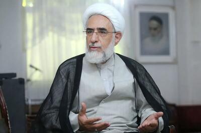  منتجب نیا: باید مسئله «نه جنگ و نه صلح» و بلاتکلیف بودن، به گونه‌ای حل شود/ بخشی از مردم به هر دلیلی موفق نمی‌شوند در تجمعات شرکت کنند اما به وطن خود عشق می‌ورزند