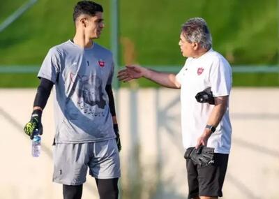 تابلوی ورود ممنوع مقابل دروازه پرسپولیس!