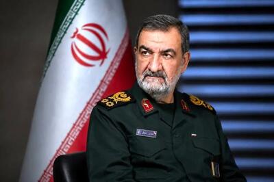 رضایی: رهبر انقلاب اجازه امضای تفاهمنامه با آمریکا را دادند/ به هیچوجه اجازه باز شدن کریدور دوم در تنگه هرمز را نمیدهیم