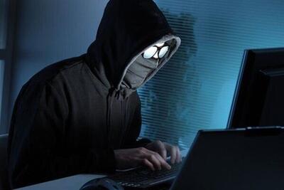 نفوذ به نهادهای امنیتی انگلیس/ اطلاعات بیش از ۱۰۰۰۰۰ افسر فاش شد