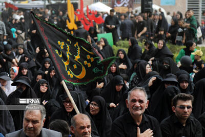  عزاداری پیاده‌روی اربعین در اردبیل با حضور مشتاقان امام حسین (ع)